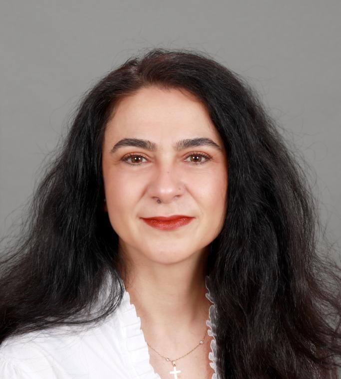 Alina-Geanina IONESCU